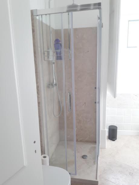 Update Urban Chic Flat In 19Th Century Building 2 Bedrooms & 2 Bathrooms & Ac Central Alfama District Lisboa Eksteriør bilde