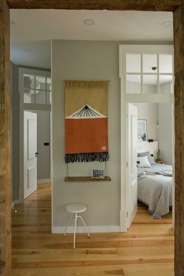 Update Urban Chic Flat In 19Th Century Building 2 Bedrooms & 2 Bathrooms & Ac Central Alfama District Lisboa Eksteriør bilde