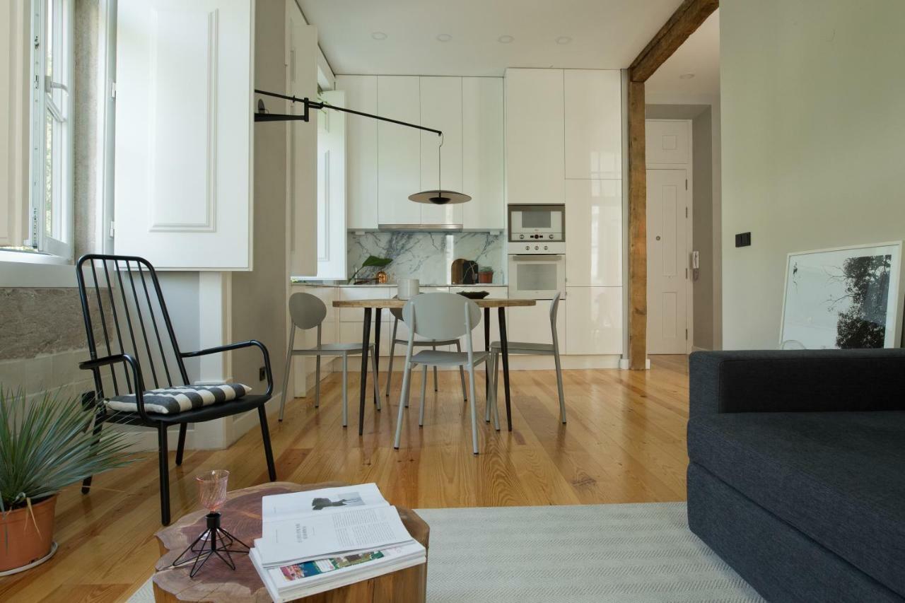 Update Urban Chic Flat In 19Th Century Building 2 Bedrooms & 2 Bathrooms & Ac Central Alfama District Lisboa Eksteriør bilde